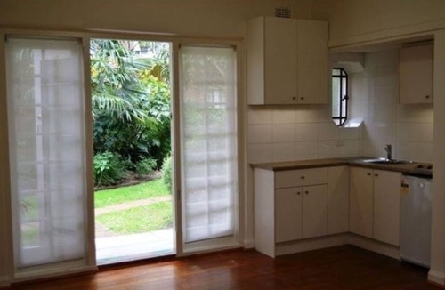 East Melbourne Apartment | East Melbourne -MCG,Rod Laver/John Cain Arena, walk- gorgeous ground floor appt