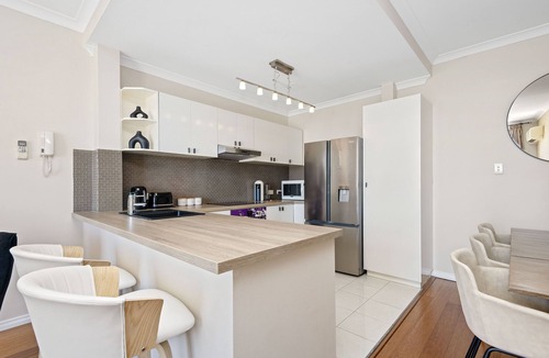 East Perth Apartment | East Perth Luxe Penthouse | Views & Style