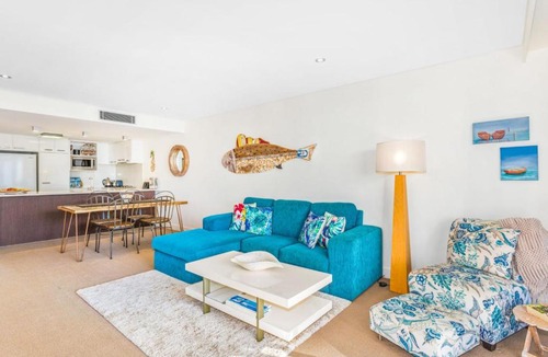 Coolangatta Apartment | Eden Apartments Unit 501 - Luxury 2 bedroom apartment close to the beach