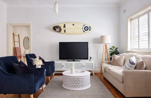 Bondi Apartment | Edward Escape - New Listing | Short Walk to Beach