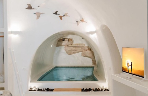 Exo Gonia Apartment | EG Cave Houses