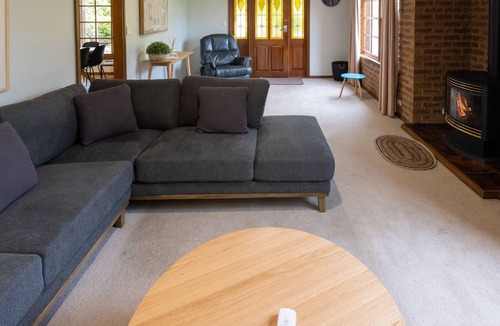 Eildon Hotel | Eildon Motel Main house
