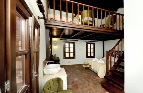 Rhodes Old Town Hotel | Elaia-Fos