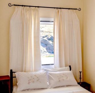 Abela Hotel | Elefthia Syros - Luxury Houses & Suites