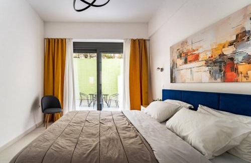 Makrigianni Apartment | Elegant 3BDR-2BATH APT-prime location