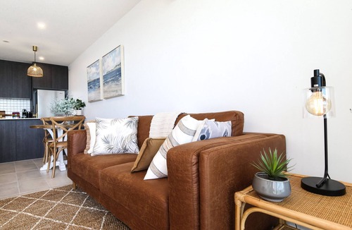Batemans Bay Apartment | Elegant Bay Side 1-Bed Apartment with Views