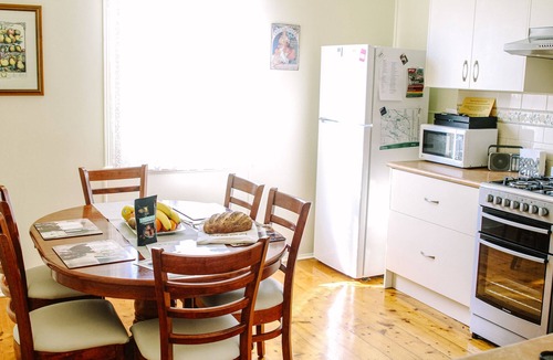 Kyneton House | Elegant Victorian Cottage in Town Centre includes Delicious Breakfast Provisions