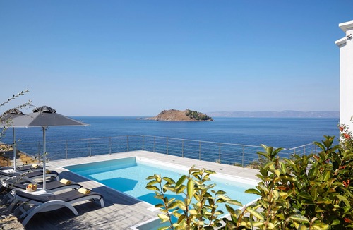 Anaxos Villa | Eleia Seafront Villa with Private Pool & Sea View