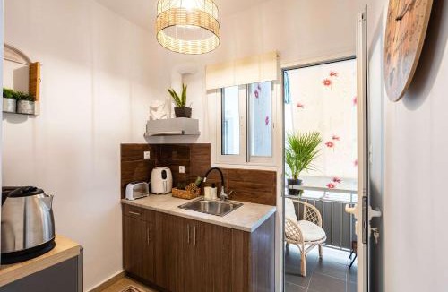 Kalamata Hotel | Elena's Cozy & Central Nest