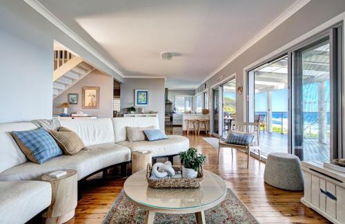 Forresters Beach House | Eleuthera - Beautiful Beach Home with Direct Beach Access