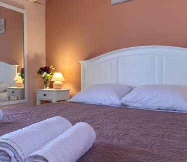 Kalamata Apartment | EliasNest Clio Studio - Φωτεινό και ζεστό στούντιο 2 ατόμων στο κέντρο της Καλαμάτας