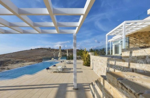 Kalamaki Apartment | Elkysti Crete Superior Apartment "Nikos"