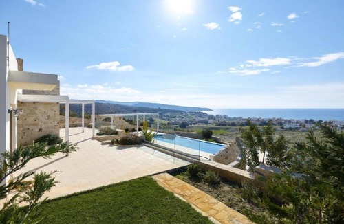 Kalamaki Apartment | Elkysti Crete Superior Apartment "Nikos"