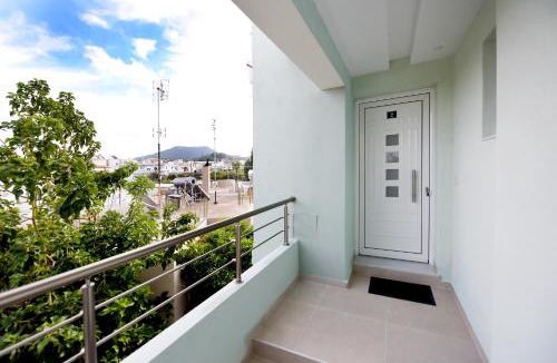 Petaloudes Apartment | Elli Garden View
