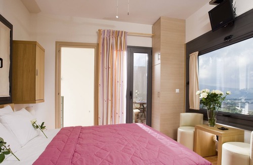 Agios Nikolaos Villa | Elounda Solfez Villa (3bdrm) Quality Time Re Invented!