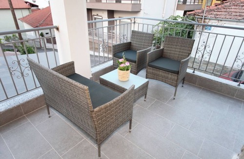 Litochoro Apartment | Elysian Stone Apartment II