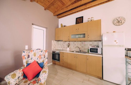 Ilida House | Elysium Countryside House Jacuzzi - Doune, Douneika, Greece