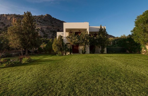 Pefkos Villa | Emerald Dawn Villa
