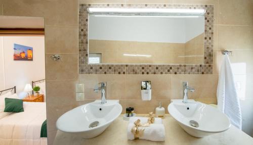 Rhodes Old Town Apartment | Emerald Dream House