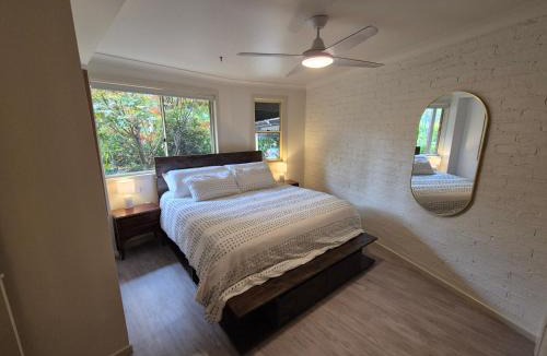 Emerald Beach House | Emerald Escape