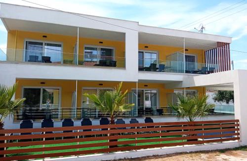 Skala Rachoniou Apartment | Emerald
