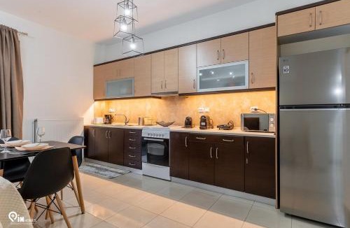 Aigaleo Apartment | Emeralds - Premium & Modern Stay in Egaleo-Athens