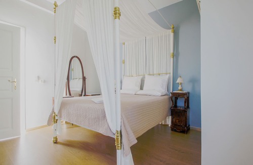 Megas Gialos Apartment | Emilia Luxury Apartments