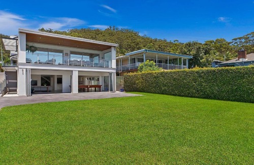 Daleys Point House | EMPIRE - A MAJESTIC HOME ON ABSOLUTE DEEP WATERFRONT