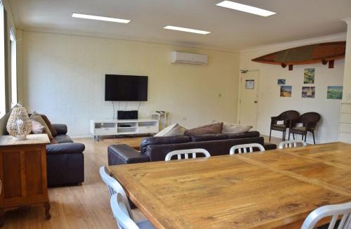 South West Rocks House | Endless Summer - Bring your own linen