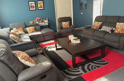 Craigieburn House | Enjoy the specious home, get good rest after your activities.
