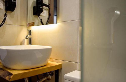 Skiathos Town Hotel | Entelia