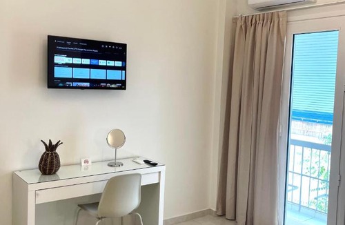 Platia Viktorias Apartment | Entire 2 Bedroom Apartment in Athens City Center