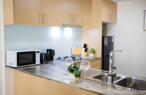 Wolli Creek Apartment | Entire 2 bedroom in the heart of Wolli Creek