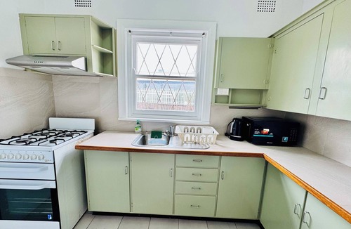 Rockdale House | Entire home in Rockdale, Australian6 guests2 bedrooms3 beds1 bath