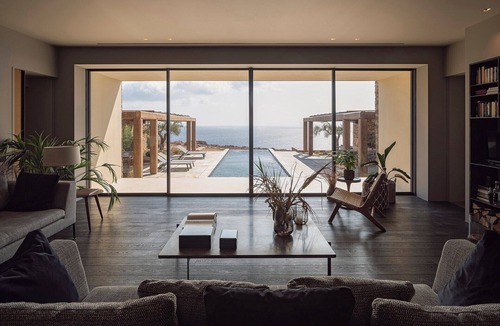 Exomvourgo Villa | Enyalos - Five Bedroom Villa, Sleeps 10