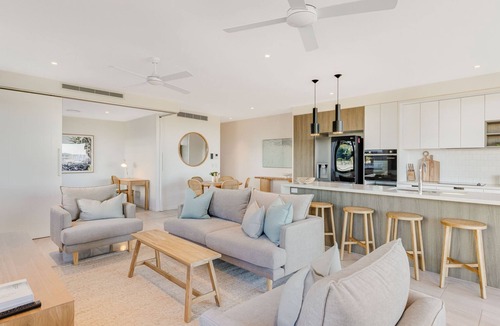 Bilinga Apartment | Escape 202 - Beachfront Luxury in Bilinga - Linen Provided - Min. 3 Night Stays