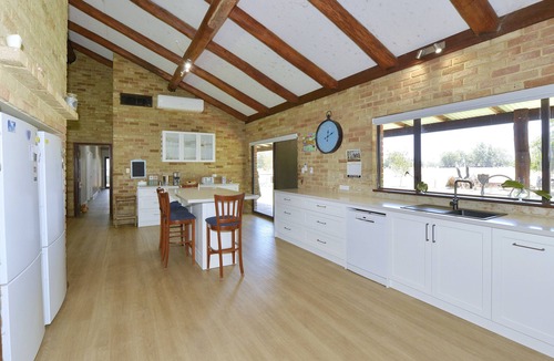 Hamel Other | Escape from the city, a beautiful country getaway.