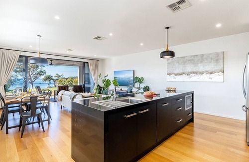 Salamander Bay House | Escape on Wanda, 188 Soldiers Point Rd - Spectacular views, Ducted Air Con, WiFi