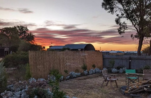 Quambatook House | Escape to and Relax @ The Quambatook Bush Retreat