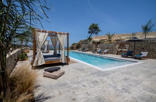 Kournas Villa | Esotico Escape Villa
