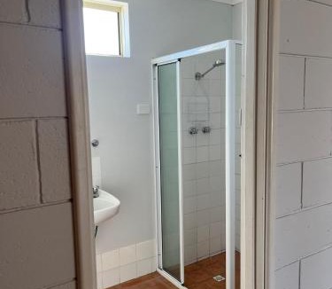 Castletown Hotel | Esperance Travellers Inn