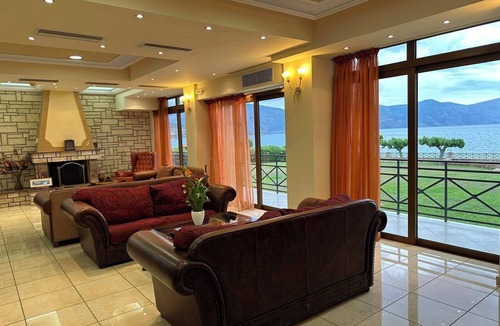 Galaxidi Hotel | Europa Beach Hotel