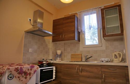 Tarti Apartment | Evaland Traditional Houses