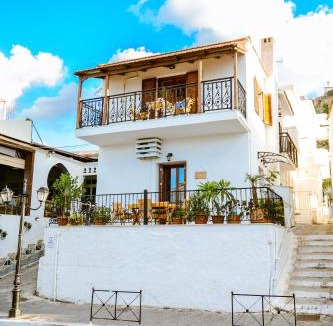 Platanias Town Apartment | Evelinas House Platanias