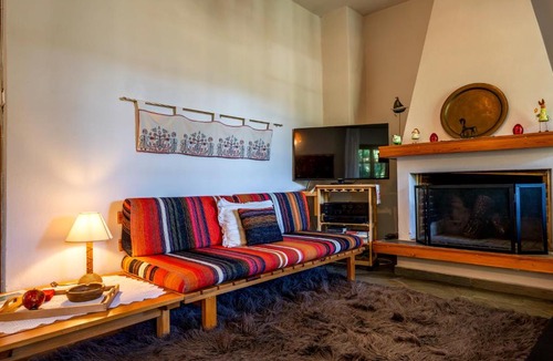 Elati House | Evergreen Elati