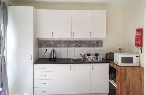 Point Vernon Apartment | Everything a small family needs for a great holiday