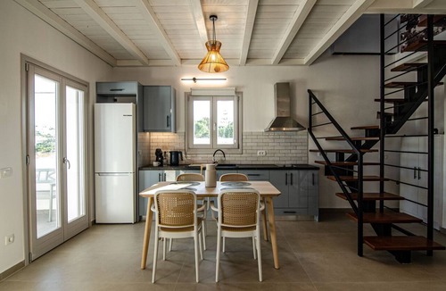 Karterados House | Evilion Country House with Sea View, Wi-Fi, and Air Conditioning