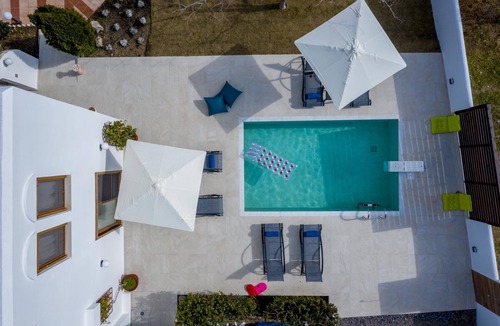 Gennadi Villa | Evilion Villa