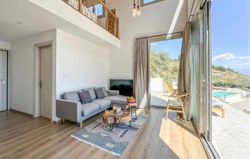 Evrostina House | Evoikon