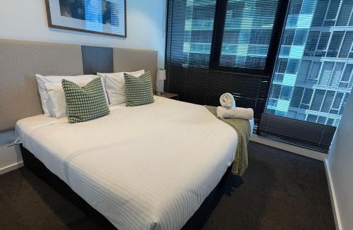 Southbank Apartment | Executive 3 Bedroom Apartment in Southbank